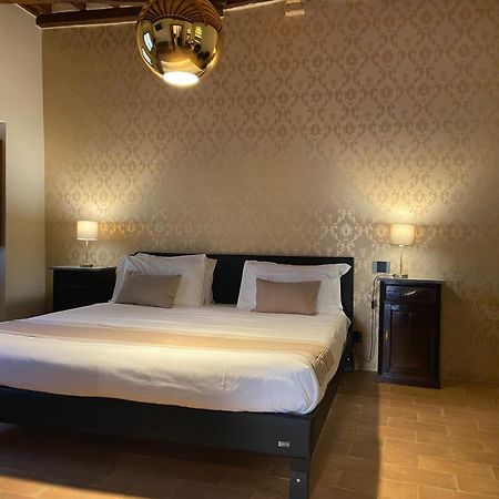 Borgo Medievale San Quirico D'Orcia B&B - Capitano Collection - Albergo Diffuso Bagian luar foto