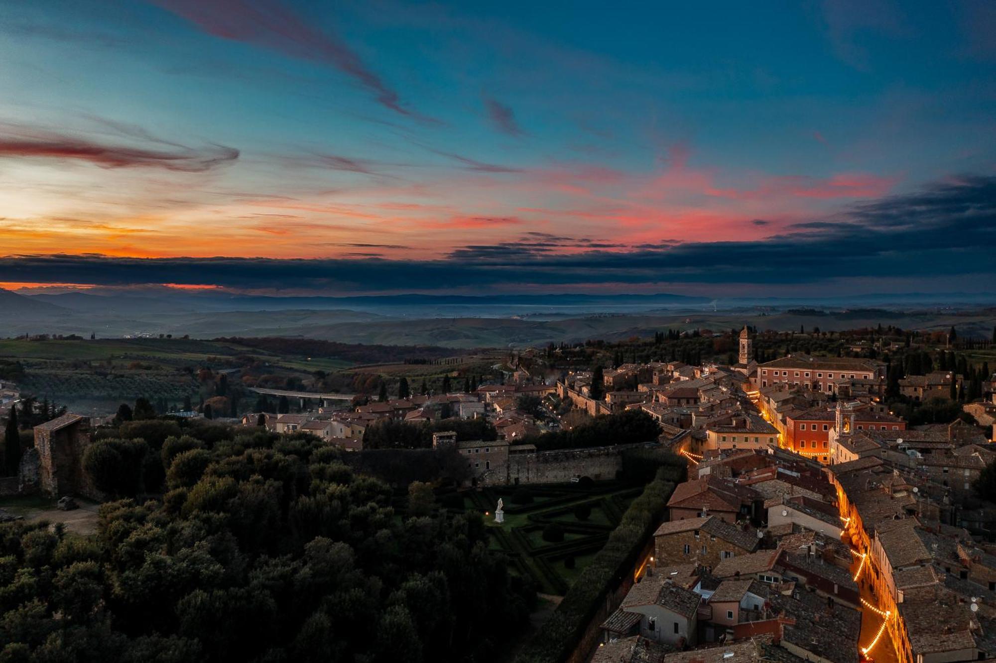 Borgo Medievale San Quirico D'Orcia B&B - Capitano Collection - Albergo Diffuso Bagian luar foto
